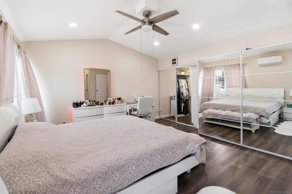 Image 20 of property listing at 3722 Avenida Johanna, La Mesa, CA 91941