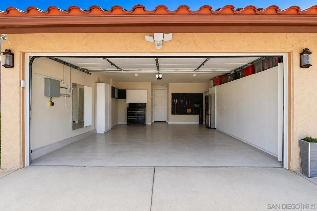 Image 29 of property listing at 3722 Avenida Johanna, La Mesa, CA 91941