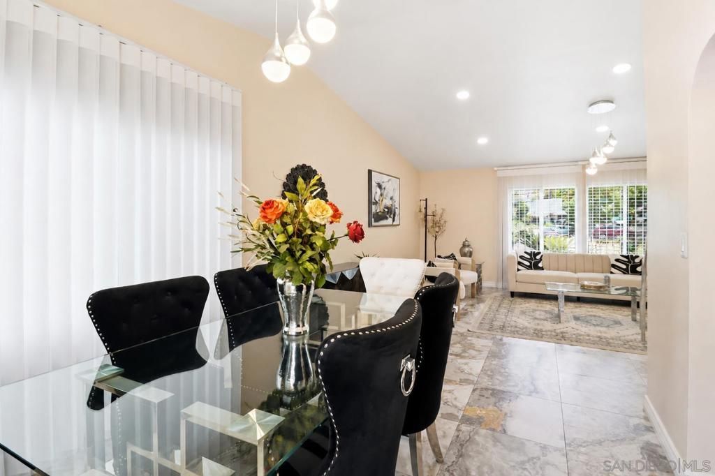 Image 8 of property listing at 3722 Avenida Johanna, La Mesa, CA 91941