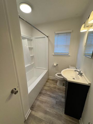 713 Oakview DR, Salem, VA 24153
