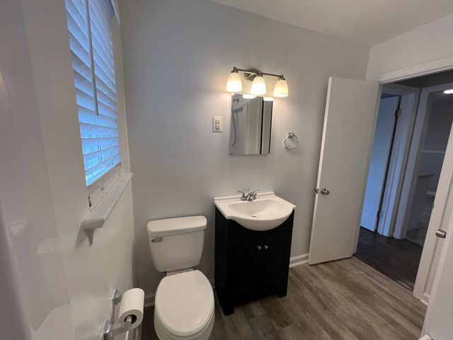 713 Oakview DR, Salem, VA 24153