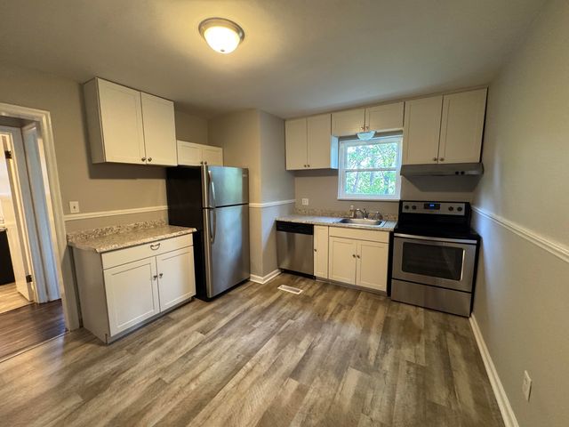 713 Oakview DR, Salem, VA 24153
