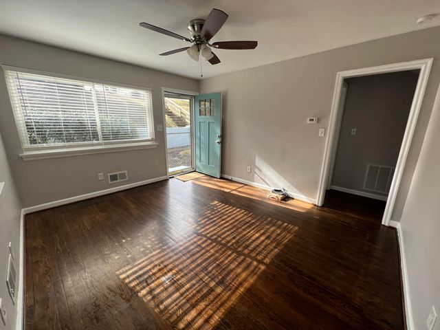 713 Oakview DR, Salem, VA 24153