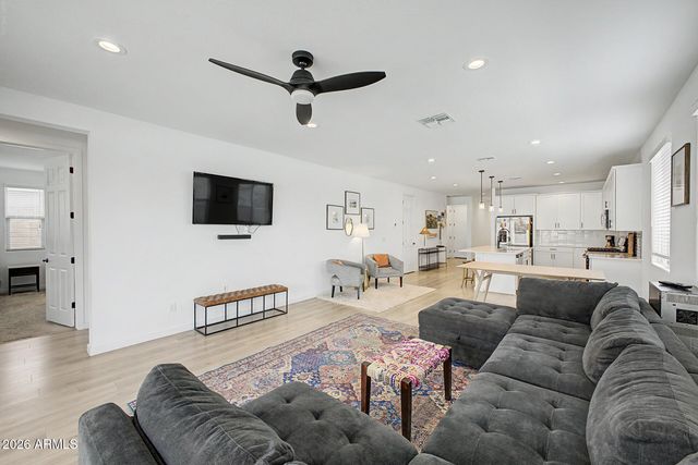 4350 N 202ND Avenue, Litchfield Park, AZ 85340