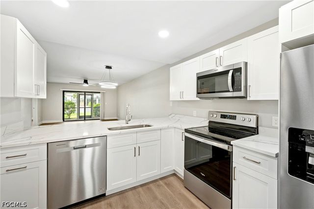 17452 Overhill DR B, Fort Myers, FL 33908
