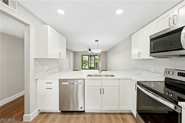 17452 Overhill DR B, Fort Myers, FL 33908