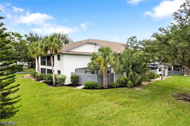 17452 Overhill DR B, Fort Myers, FL 33908