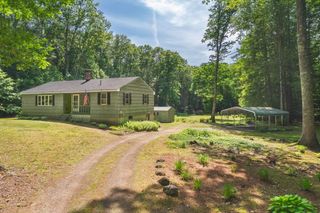 72 Crawley Falls Road, Brentwood, NH 03833