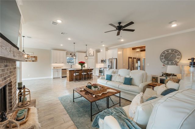 3353 Stonington Way, Bryan, TX 77808