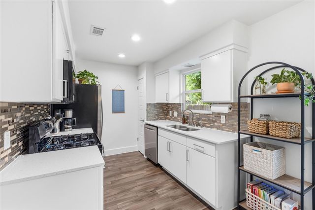 5710 Boulder CRK, Austin, TX 78724