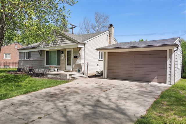 23870 Beacon Drive, Farmington, MI 48336