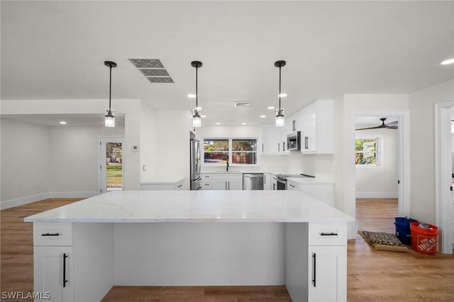 15380 Will Lew LN, Fort Myers, FL 33908