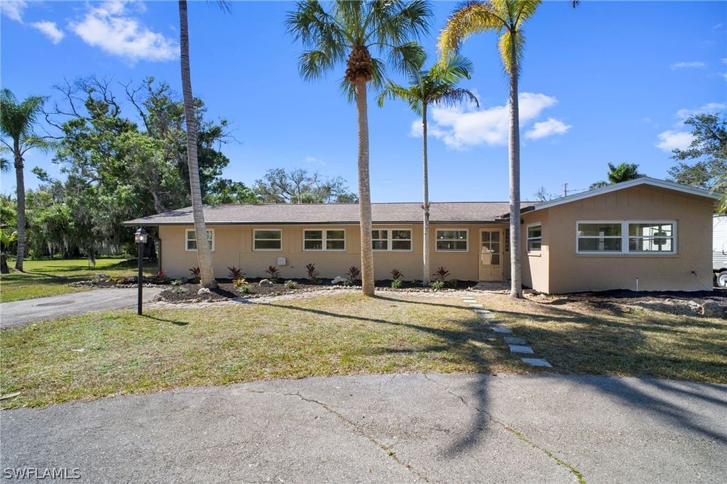 15380 Will Lew LN, Fort Myers, FL 33908