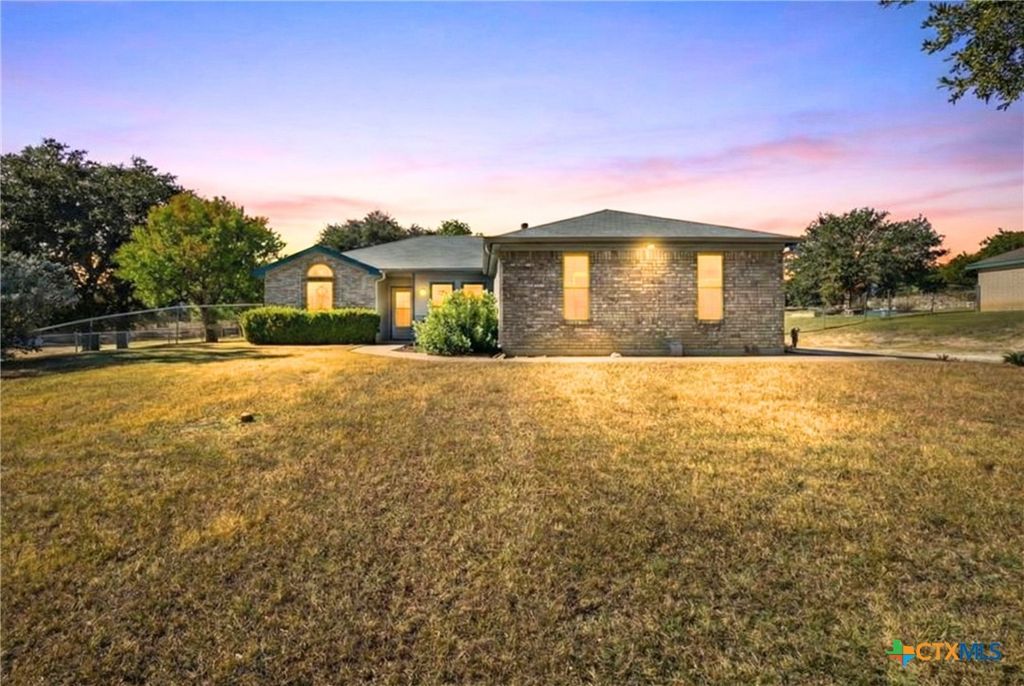 351 Summers Road, Copperas Cove, TX 76522