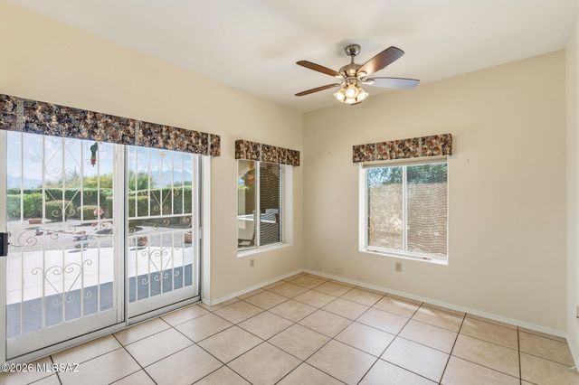 631 S Placita Plenilunio, Green Valley, AZ 85614
