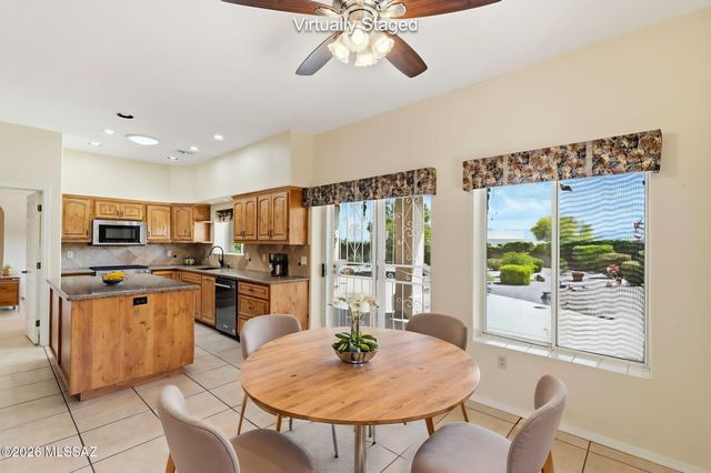 631 S Placita Plenilunio, Green Valley, AZ 85614