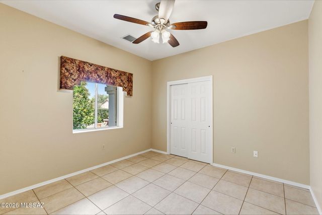 631 S Placita Plenilunio, Green Valley, AZ 85614