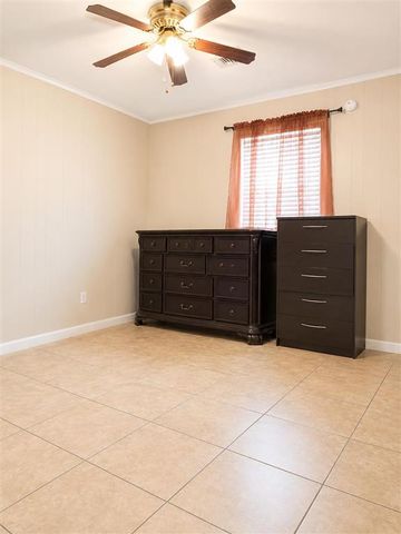 1305 Guillory St Street, Westlake, LA 70669