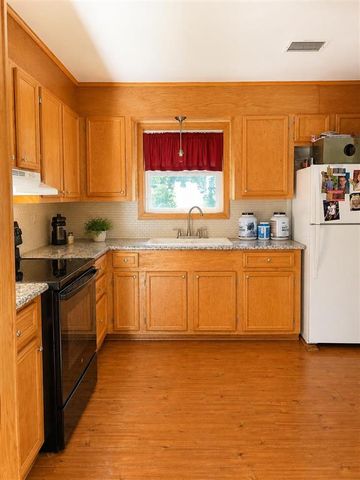 1305 Guillory St Street, Westlake, LA 70669