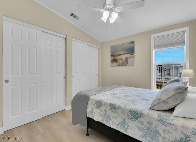 54 Oyster Bay LN, Fort Myers Beach, FL 33931