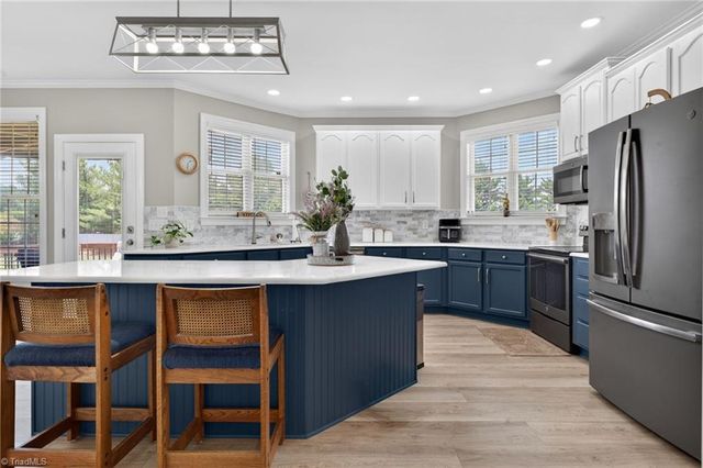 6005 Lomond Drive, Summerfield, NC 27358