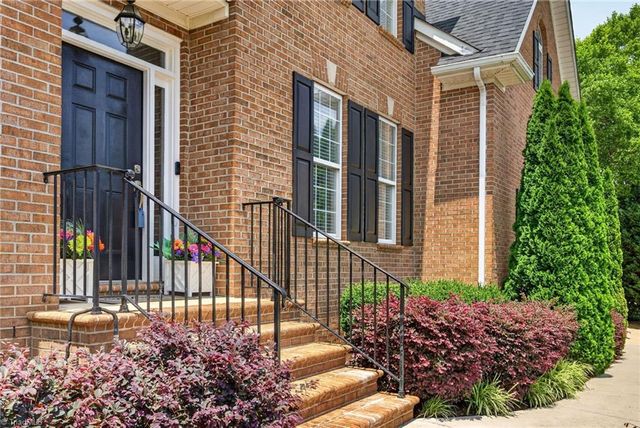 6005 Lomond Drive, Summerfield, NC 27358