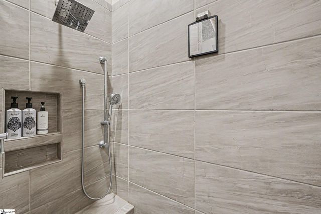 241 Courtyard Court, Greer, SC 29650