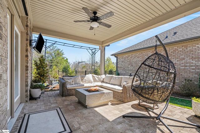 241 Courtyard Court, Greer, SC 29650