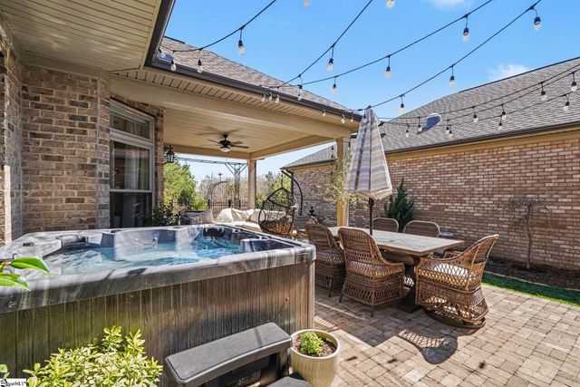 241 Courtyard Court, Greer, SC 29650