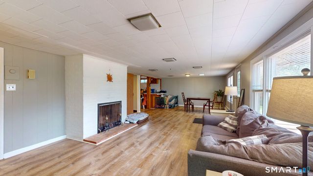 99 Sunset Ridge Drive, East Hartford, CT 06118