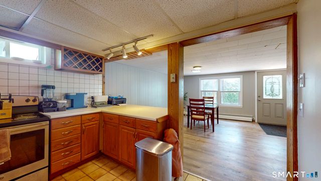 99 Sunset Ridge Drive, East Hartford, CT 06118