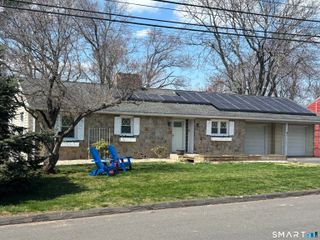99 Sunset Ridge Drive, East Hartford, CT 06118