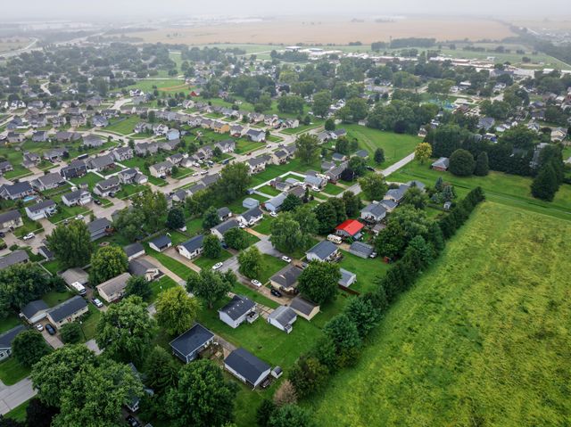 418 2nd Street SE, Bondurant, IA 50035