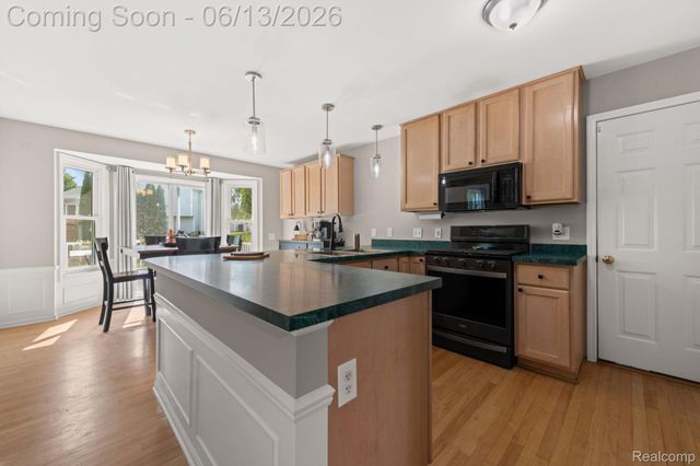 1784 Harvard Court, Oxford Charter Township, MI 48371