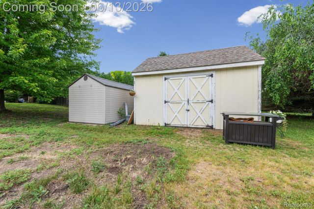 1784 Harvard Court, Oxford Charter Township, MI 48371