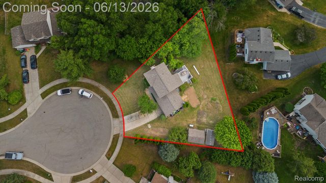 1784 Harvard Court, Oxford Charter Township, MI 48371