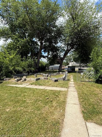 18720 Powers Avenue, Dearborn Heights, MI 48125