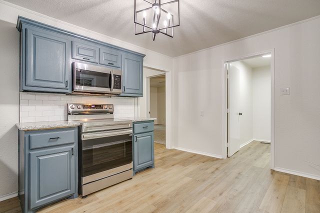 410 Case Street, Weatherford, TX 76086