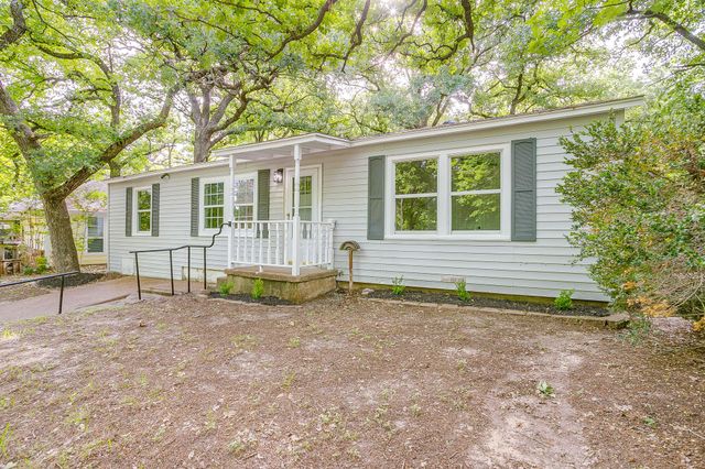 410 Case Street, Weatherford, TX 76086