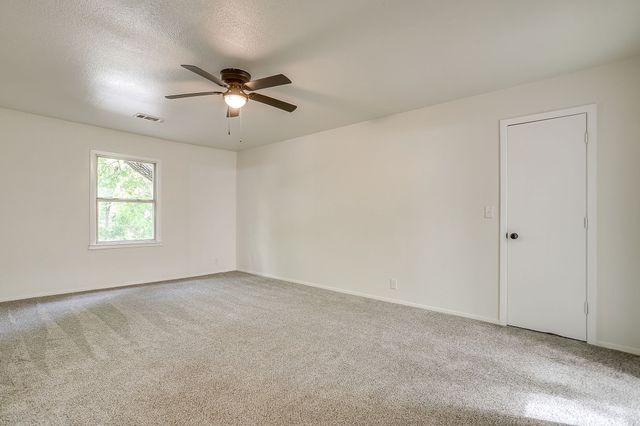 410 Case Street, Weatherford, TX 76086
