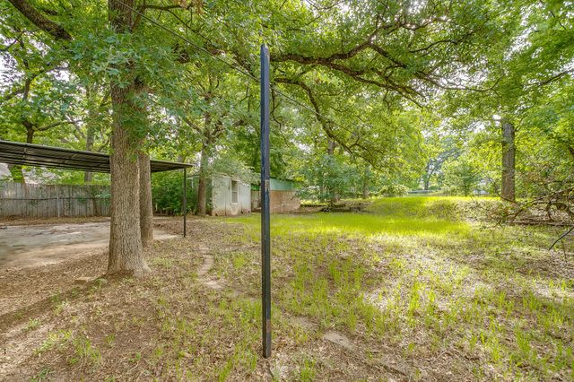 410 Case Street, Weatherford, TX 76086