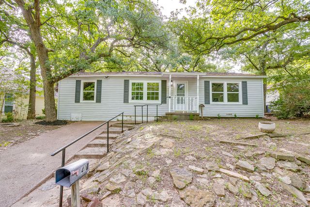 410 Case Street, Weatherford, TX 76086