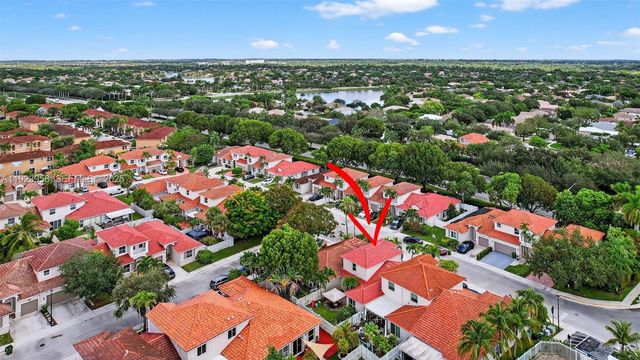 13174 NW 9th Ct, Pembroke Pines, FL 33028