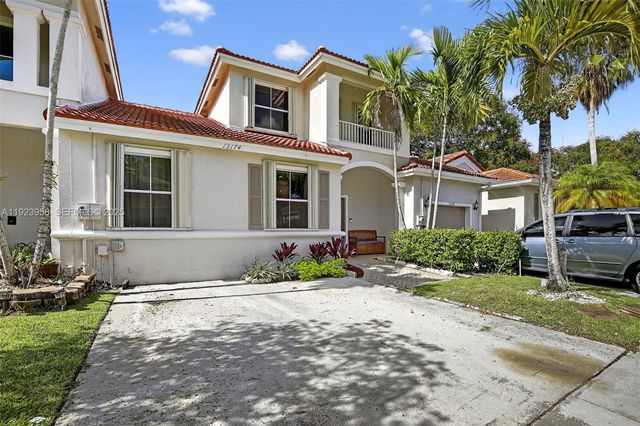 13174 NW 9th Ct, Pembroke Pines, FL 33028