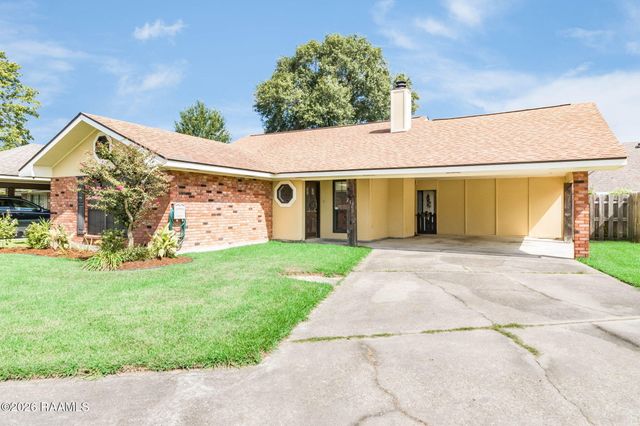 215 Sleepy Hollow Drive, Lafayette, LA 70506