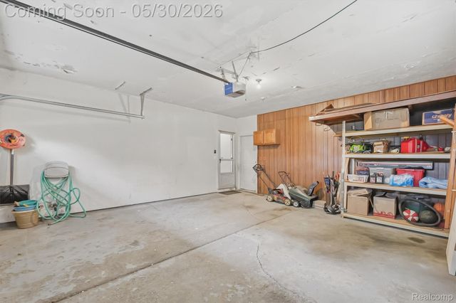 184 Carter Drive, Troy, MI 48098