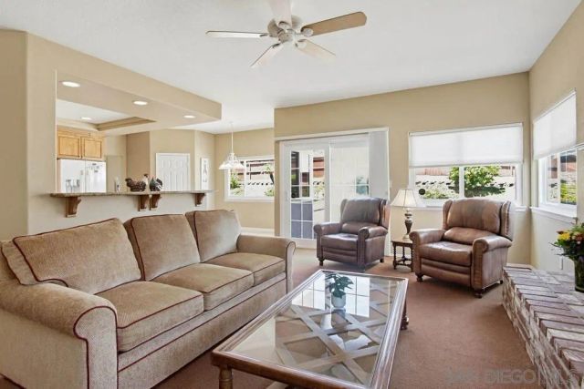 2071 Winamar, Escondido, CA 92029