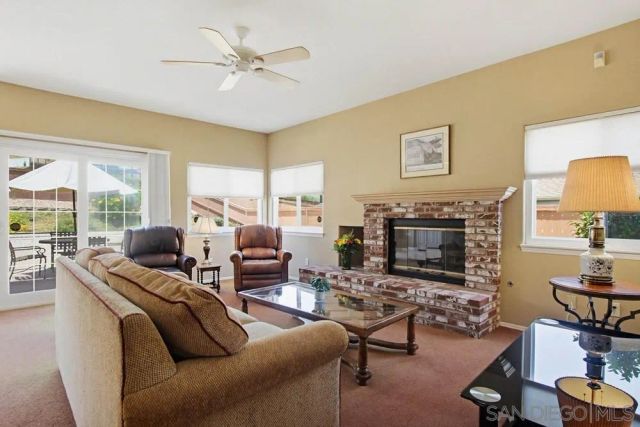 2071 Winamar, Escondido, CA 92029