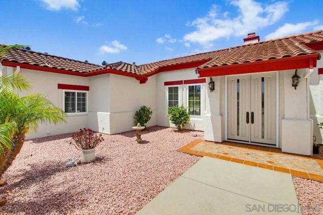 2071 Winamar, Escondido, CA 92029
