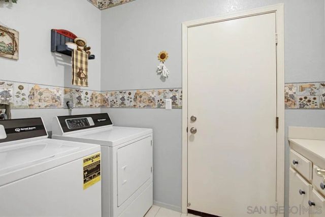 2071 Winamar, Escondido, CA 92029